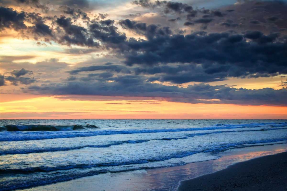 Art Print: Sunrise Above The Sea III