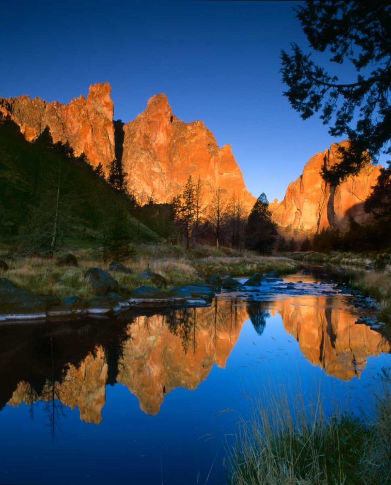 Art Print: Smith Rock Vertical