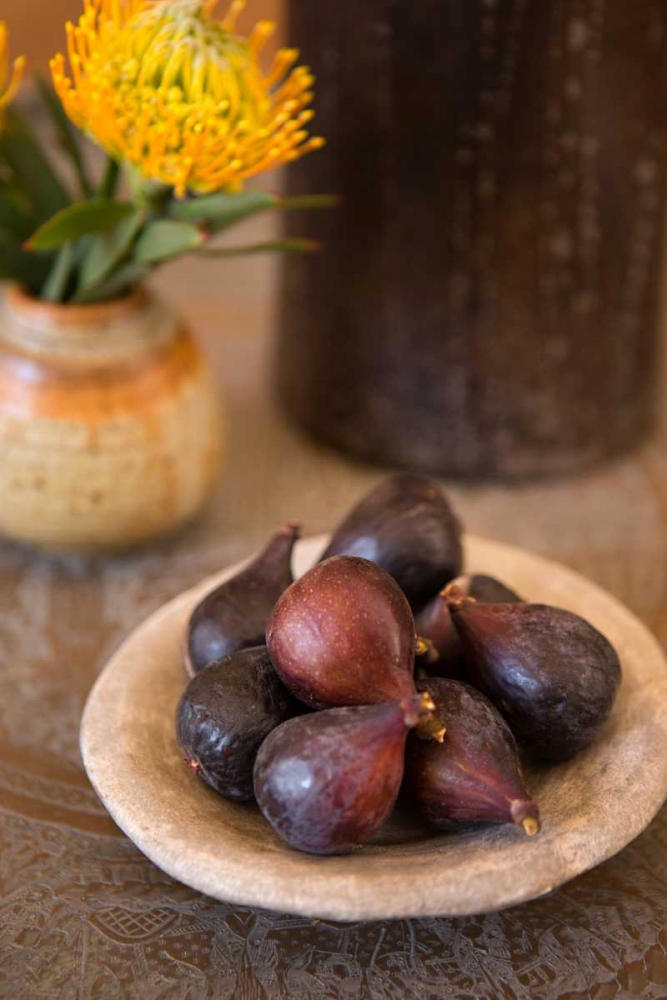 Wall Art Painting id:146367, Name: Shallots, Artist: Millet, Karyn