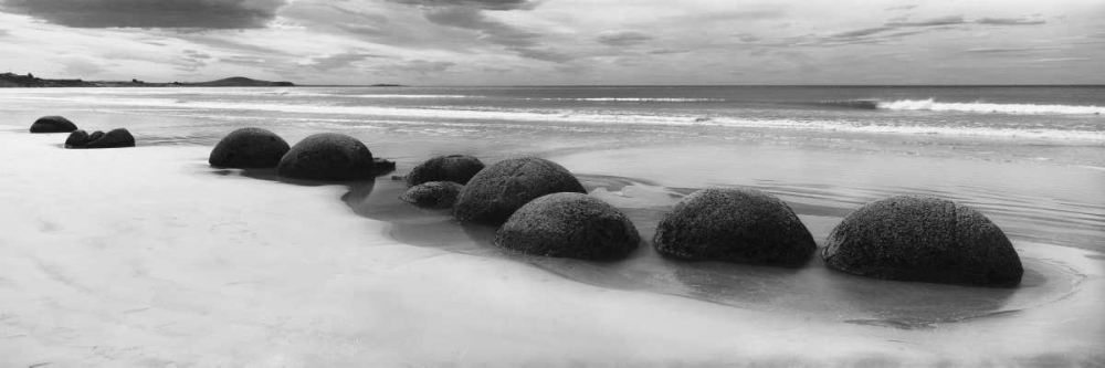 Art Print: Moeraki Boulders Panorama
