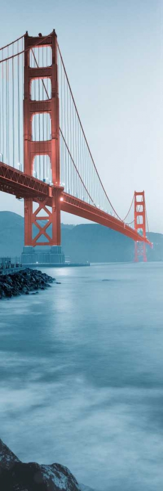 Art Print: Golden Gate Bridge at Dawn (B)