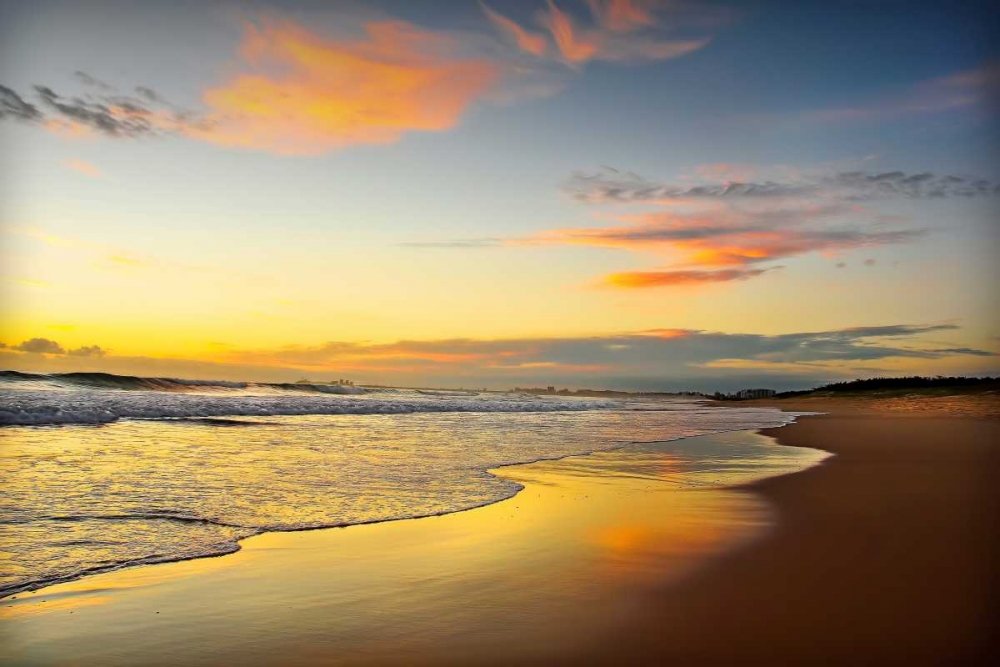 Wall art: Beach Dawn, by Louise, Tracie