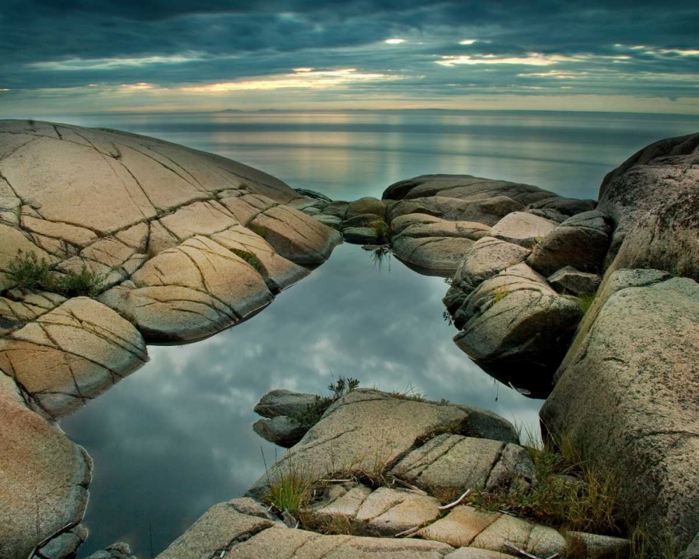 Wall art: Edge of Time, by Suchocki, Irene