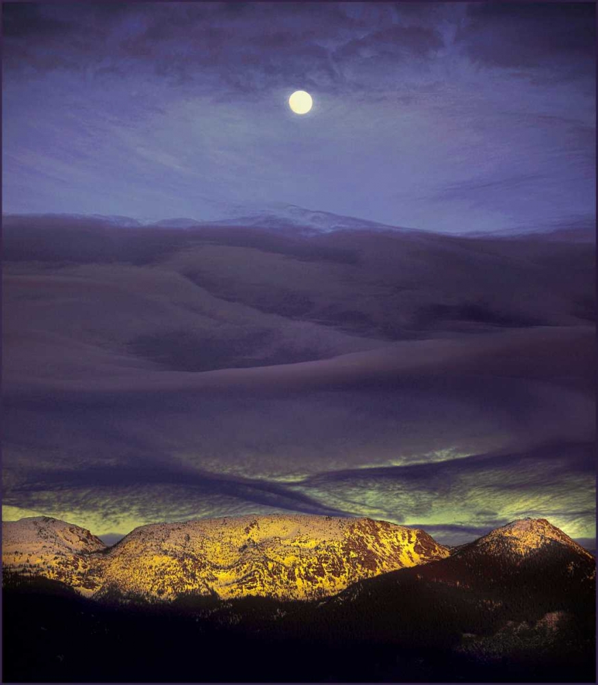 Wall art: Montana Moon Rise, by Stalowy, John