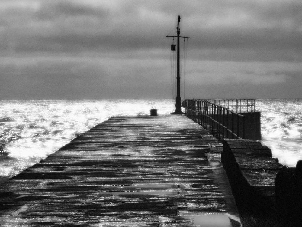 Wall art: Stone Pier, by Bay, Noah