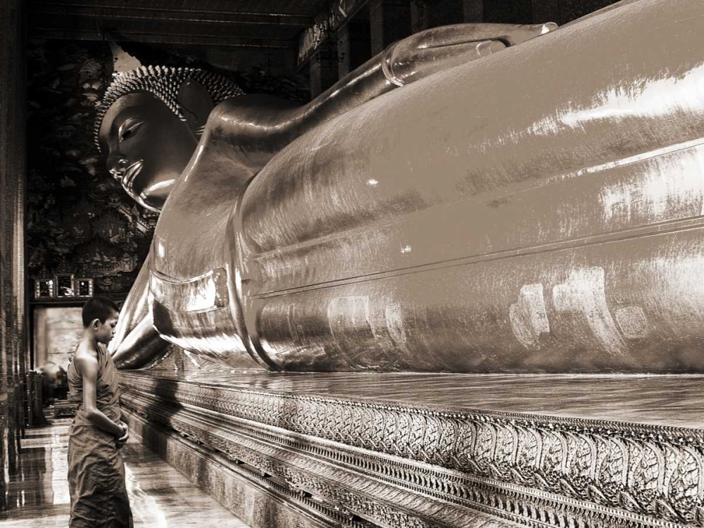 Art Print: Praying the reclined Buddha, Wat Pho, Bangkok, Thailand (sepia)
