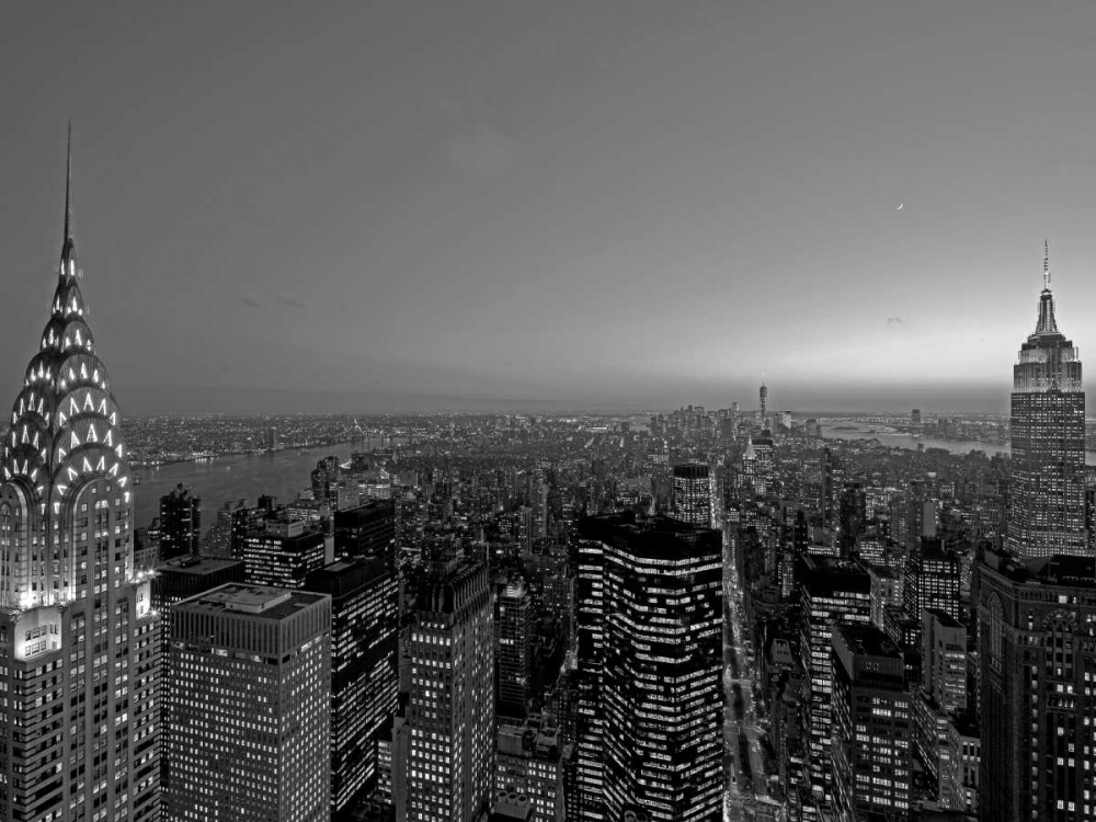 Art Print: Midtown and Lower Manhattan at dusk