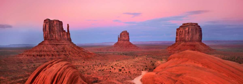 Art Print: Mittens in Monument Valley, Arizona
