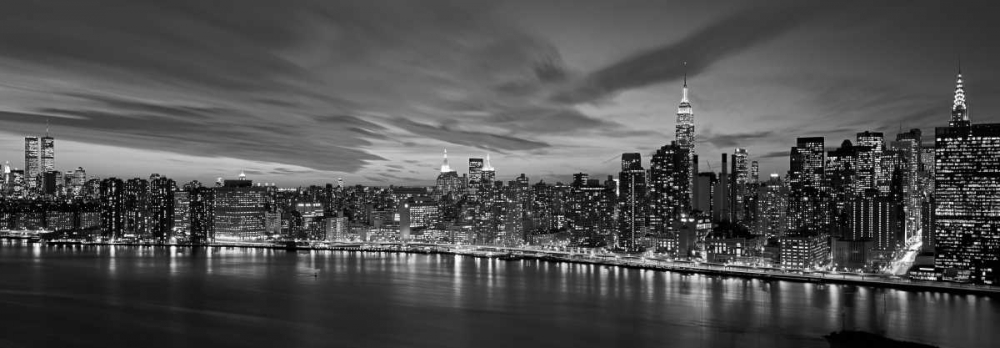 Art Print: Manhattan Dusk