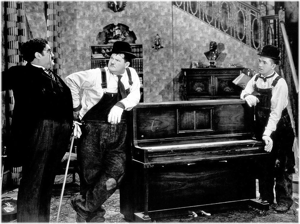 Art Print: Laurel and Hardy - Music Box The, 1932