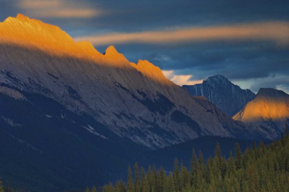 Art Print: Canada, Jasper NP Sunset over a mountain summit