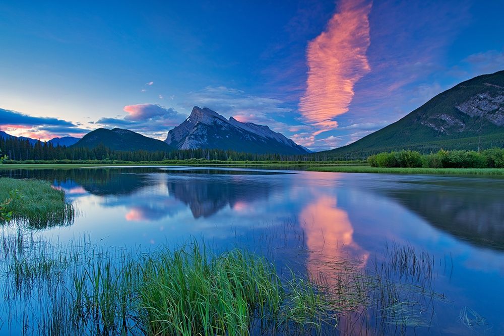 Art Print: Canada-Alberta-Banff National Park Cloud reflected in lake at sunrise