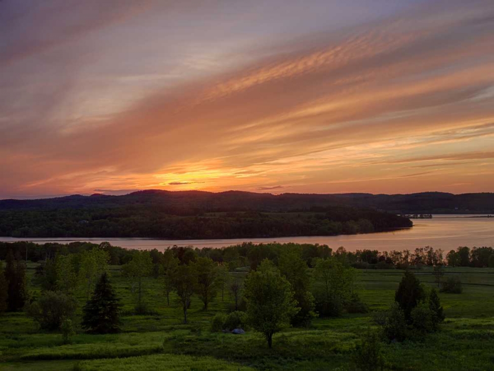 Art Print: Canada Sunset on meadow and St John River