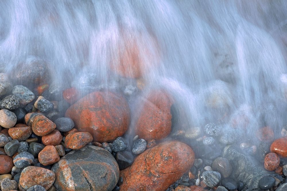 Art Print: Canada-Ontario-Rossport Waves crashing on rocks along Lake Superior
