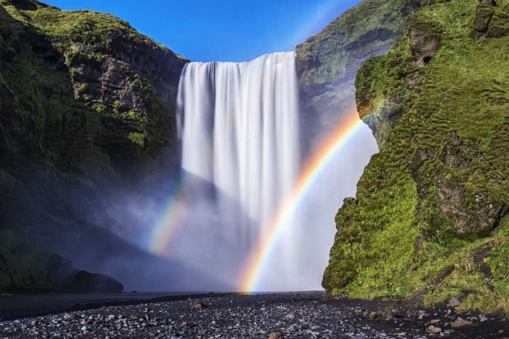 Art Print: Iceland, Skogafoss Waterfall and rainbow