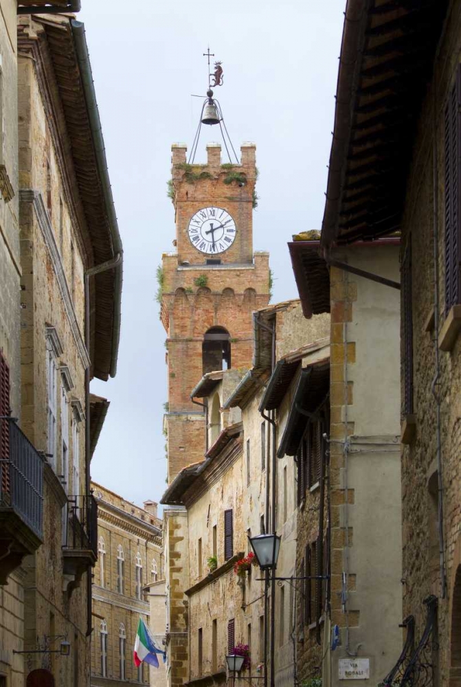 Art Print: Italy, Tuscany, Pienza City street view