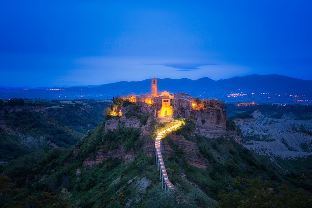 Art Print: Europe-Italy-Civita di Bagnoregio-Medieval hilltop town lit at sunset