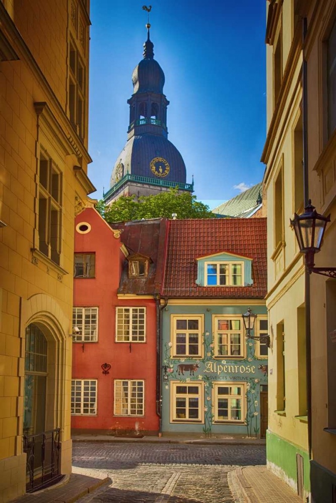 Art Print: Estonia, Tallinn A street in the old town