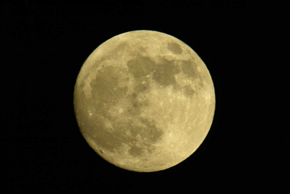 Art Print: Full moon with yellowish hue