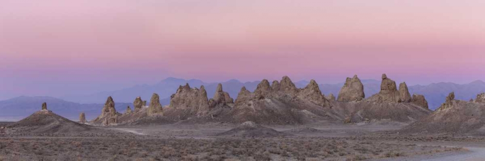 Art Print: California Panoramic of Trona Pinnacles
