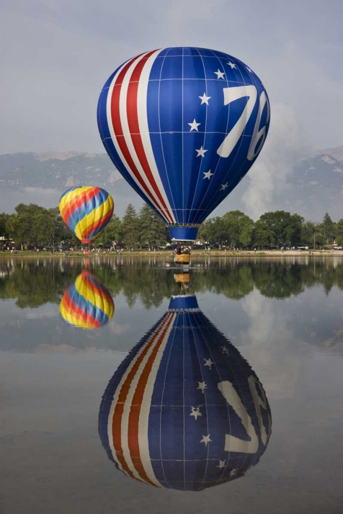 Art Print: CO Hot air balloons over Prospect Lake