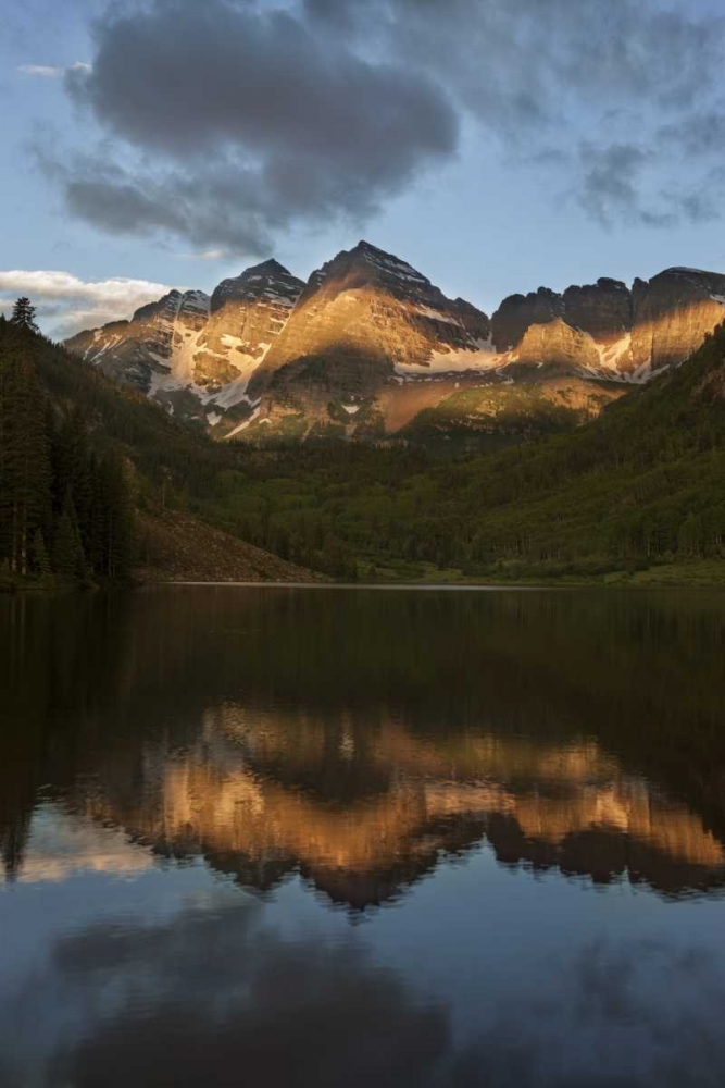 Art Print: Colorado Sunrise on Maroon Bells mountains