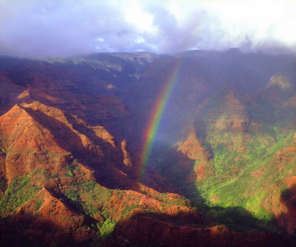 Art Print: USA, Hawaii, Kauai A rainbow over Waimea Canyon