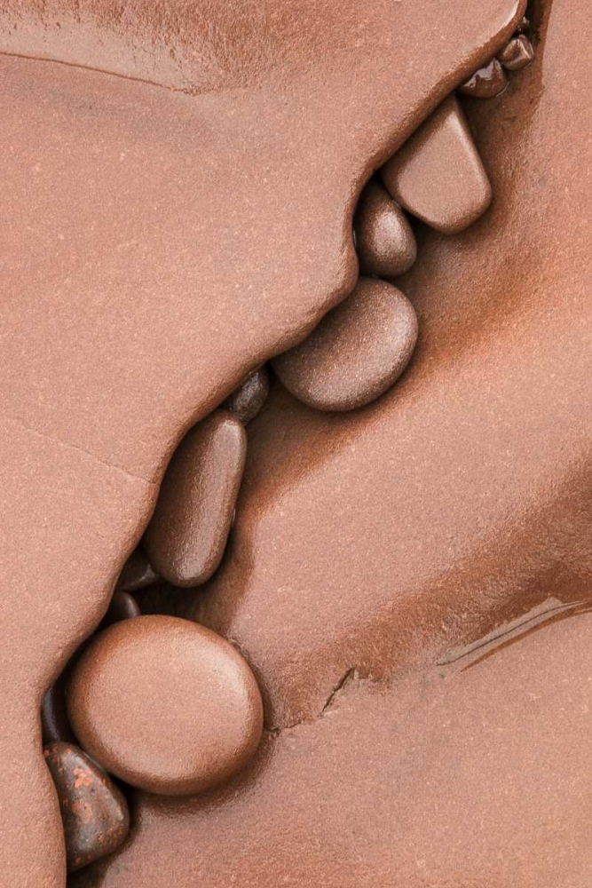 Art Print: Michigan Pebbles in shore rock crevice