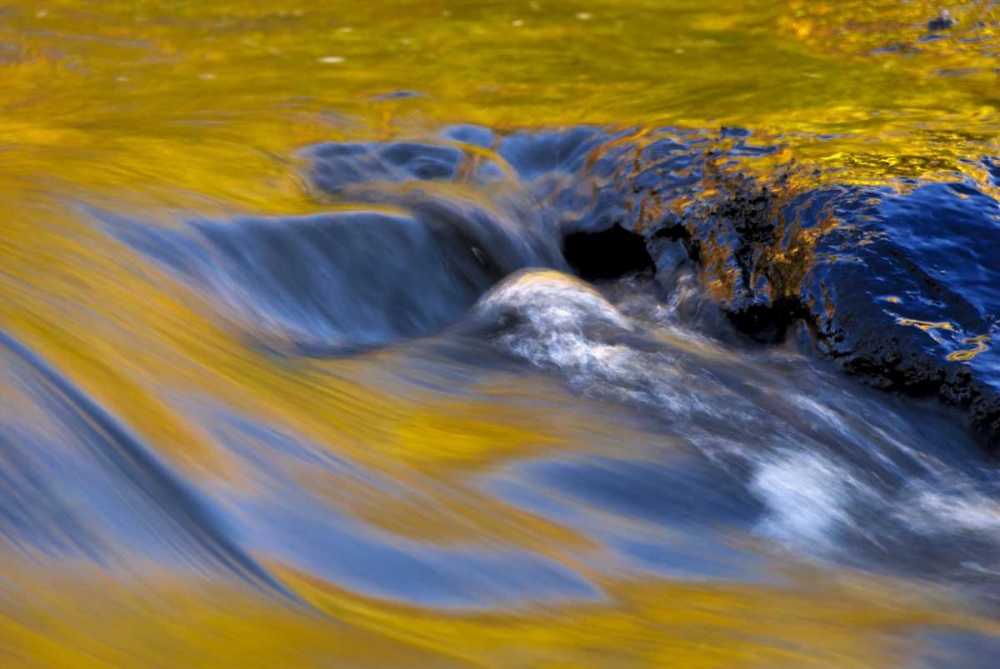 Art Print: NY, Adirondacks Flowing water on Raquette Lake