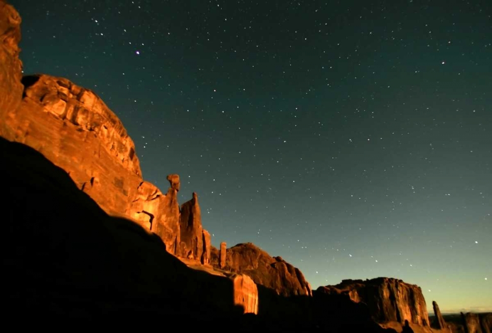 Wall art: UT, Arches NP Moonrise highlights Park Avenue, by Illg, Cathy and Gordon