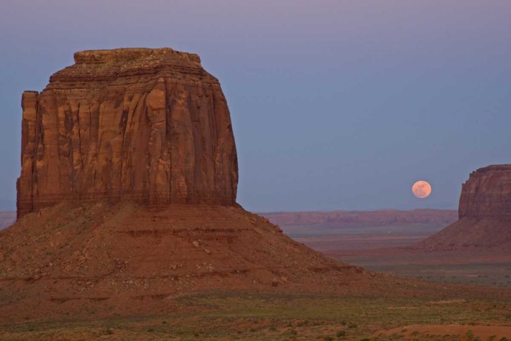 Wall Art Painting id:128914, Name: UT, Full moon rising over Monument Valley, Artist: Illg, Cathy and Gordon