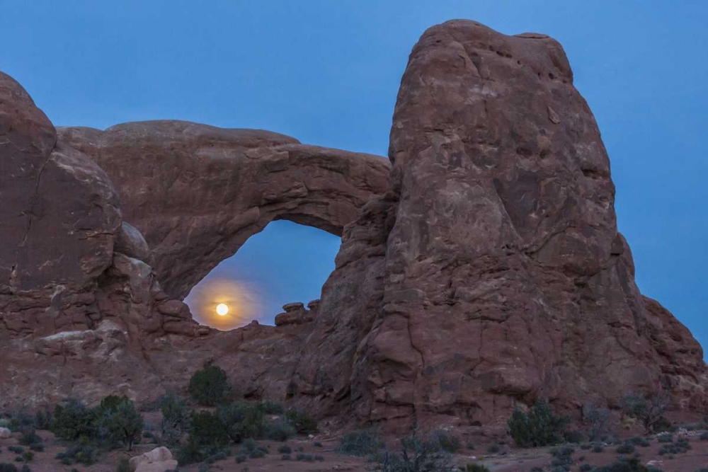 Art Print: UT, Arches NP South Window arch and full moon