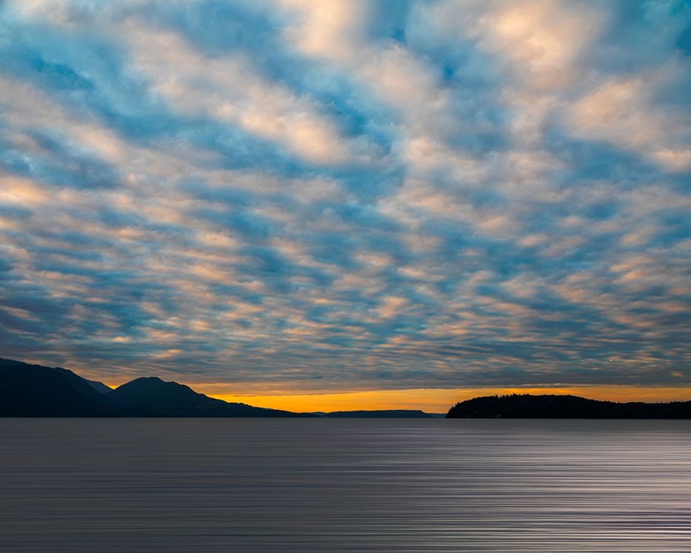 Art Print: Washington-Seabeck Cloudy sunset on Hood Canal 