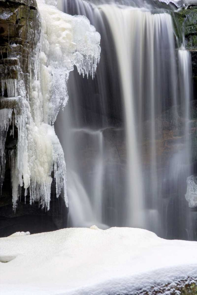 Art Print: West Virginia, Blackwater Falls Frozen waterfall