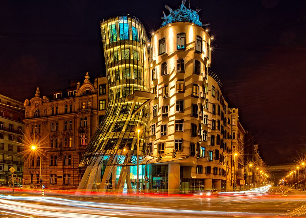 Art Print: Tanzendes Haus