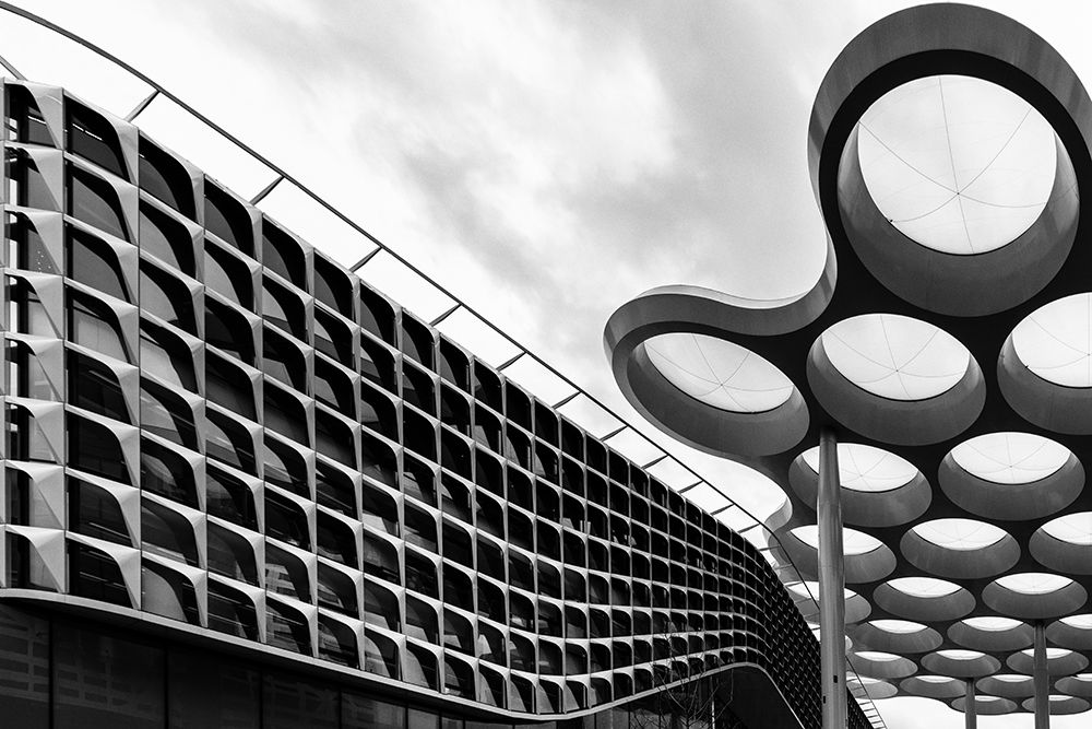 Art Print: Wall station square