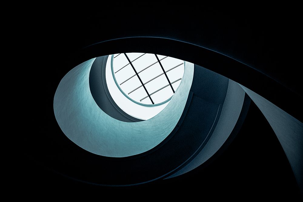 Art Print: Spiral staircase