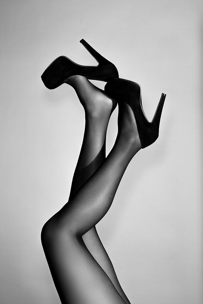 Art Print: Velvet Pumps