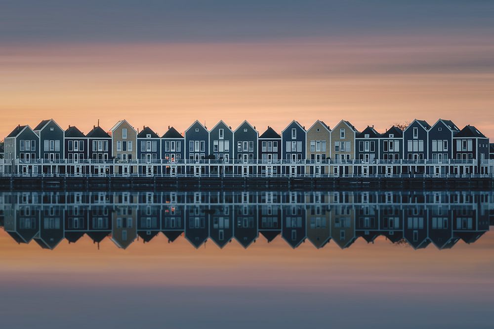 Art Print: Drifting Houses