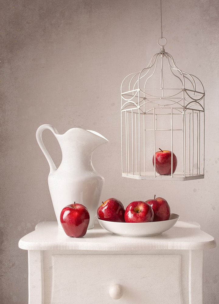Wall art: Apple Dream, by Perfoncio, Margareth