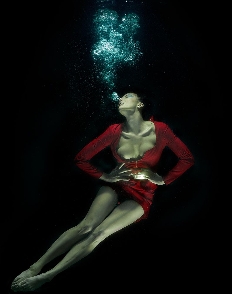 Wall art: Underwater Artistic Portrait Shooting, by Akyurt, Engin