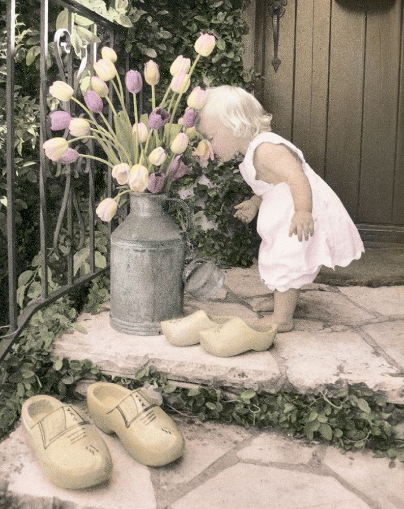 Art Print: Girl and Tulips