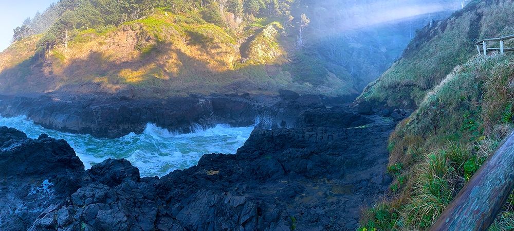 Art Print: Rocky Beach I