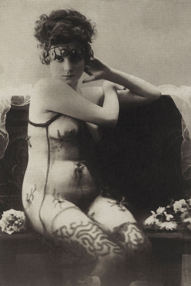 Art Print: The Dress of Tulle