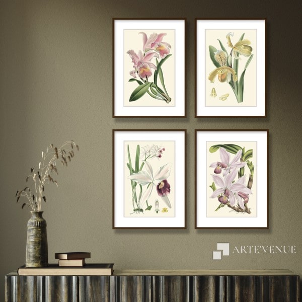 Similar gallery walls